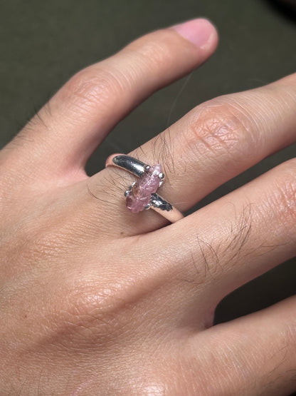 Anillo Ajustable de Turmalina Sandía Tallada en Forma de Hoja