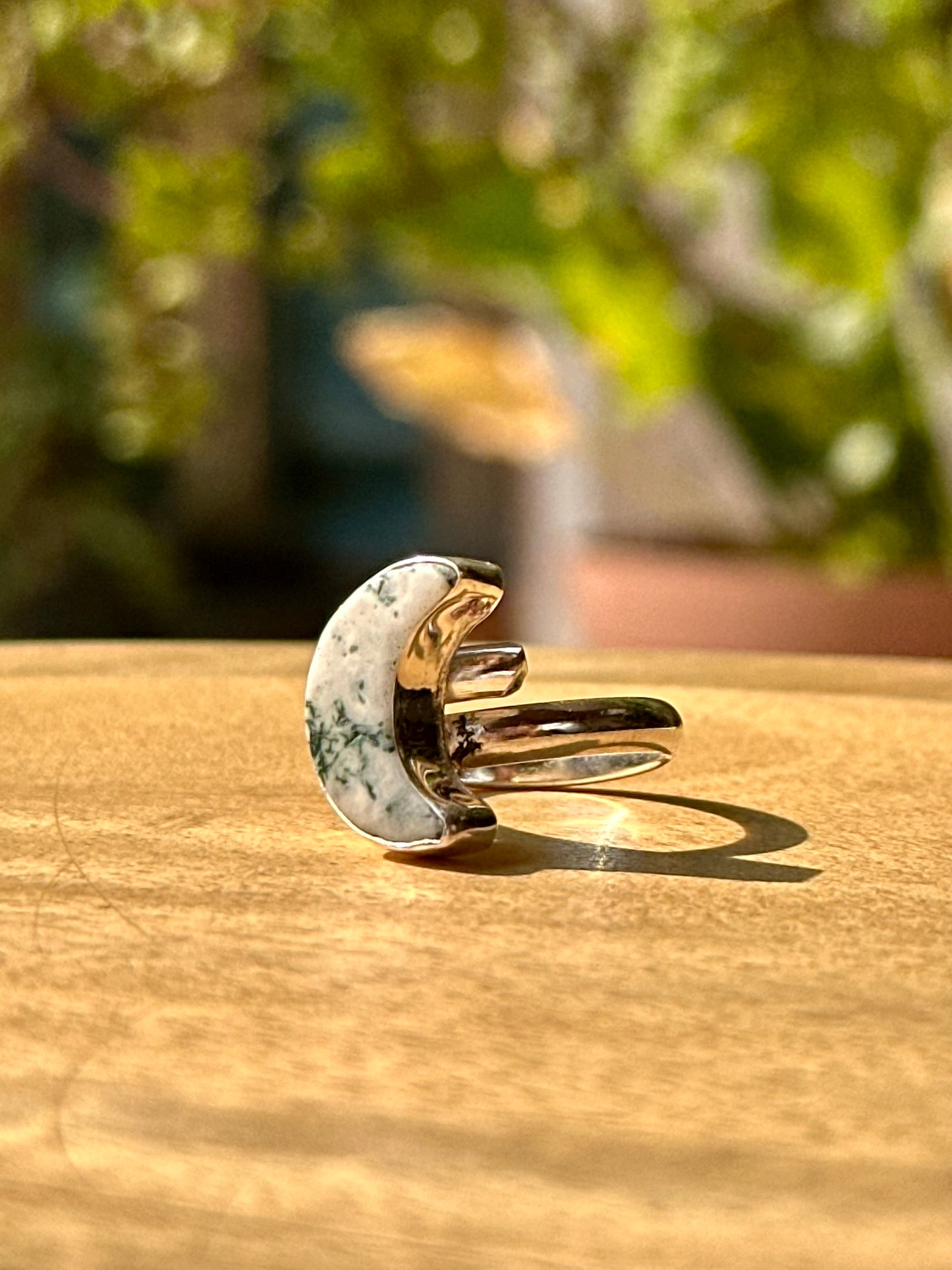 Anillo ajustable de ágata árbol en bruto