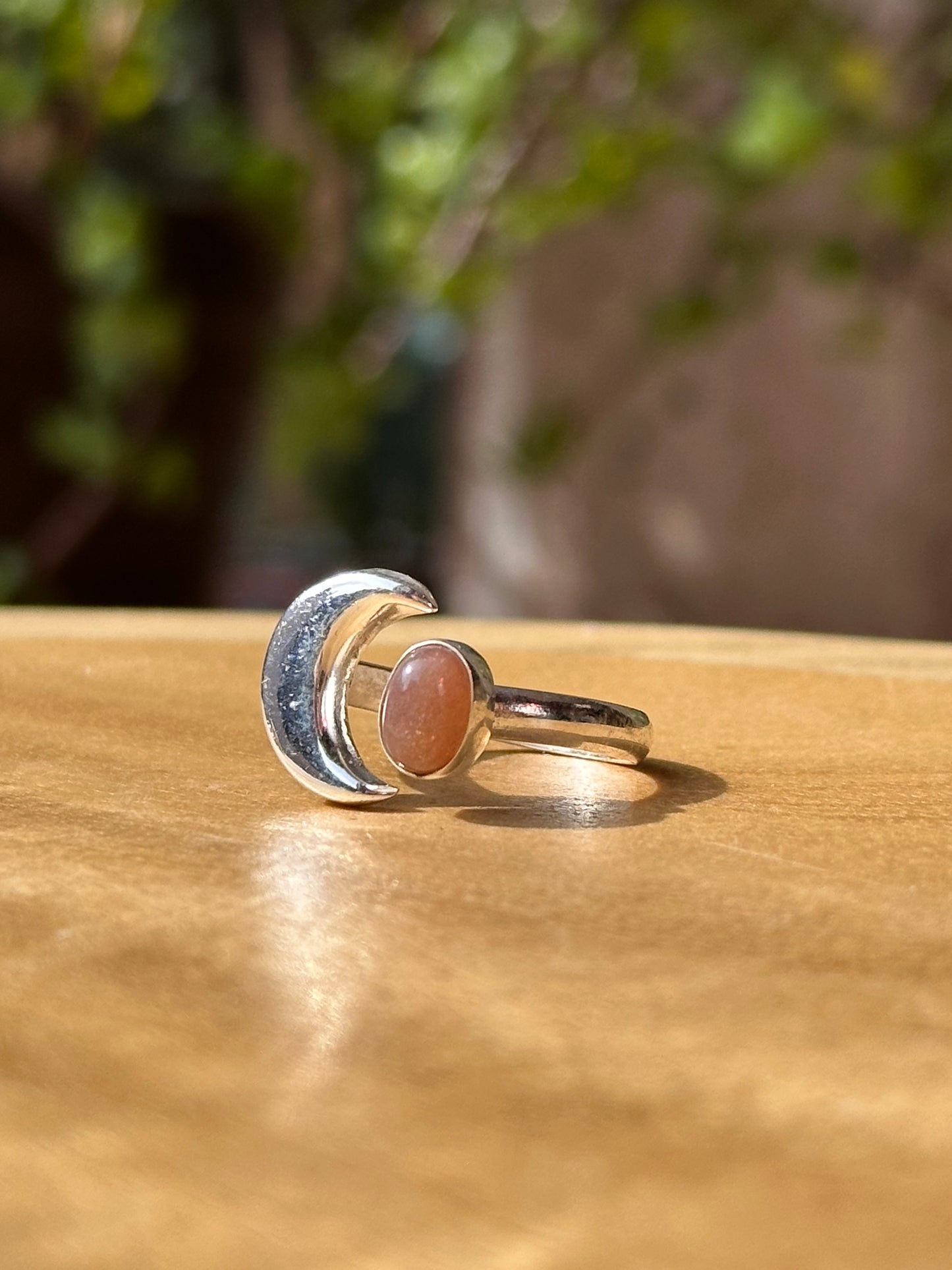 Anillo ajustable de adularía luna & sol
