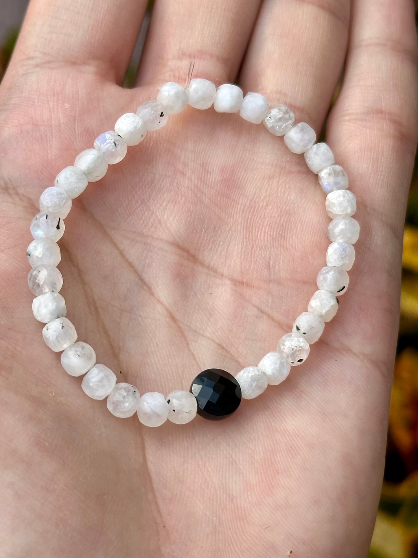 Pulsera ajustable de Turmalina negra con piedra luna