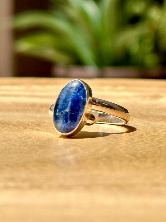 Anillo ajustable de Cianita Azul
