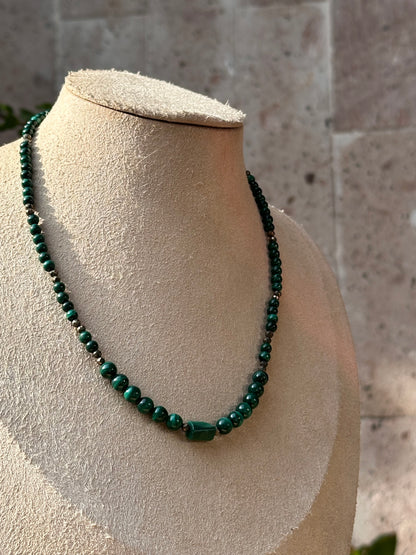 Collar Ajustable de Malaquita y Pirita 6mm
