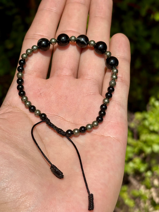 Pulsera Ajustable · Pirita & Turmalina Negra