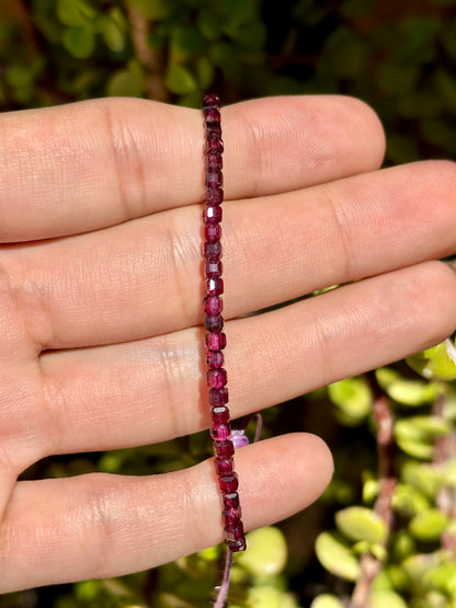 Pulsera ajustable de Granate Rojo