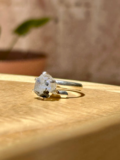 Anillo ajustable de piedra luna en bruto