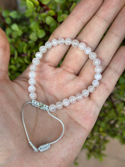 Pulsera Ajustable de Piedra Luna 6mm