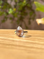 Anillo Ajustable de Cuarzo Jardín blanco