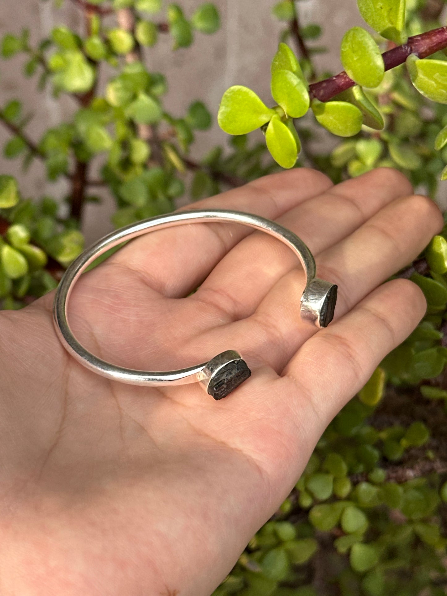 Brazalete de Turmalina en Alpaca Platinada
