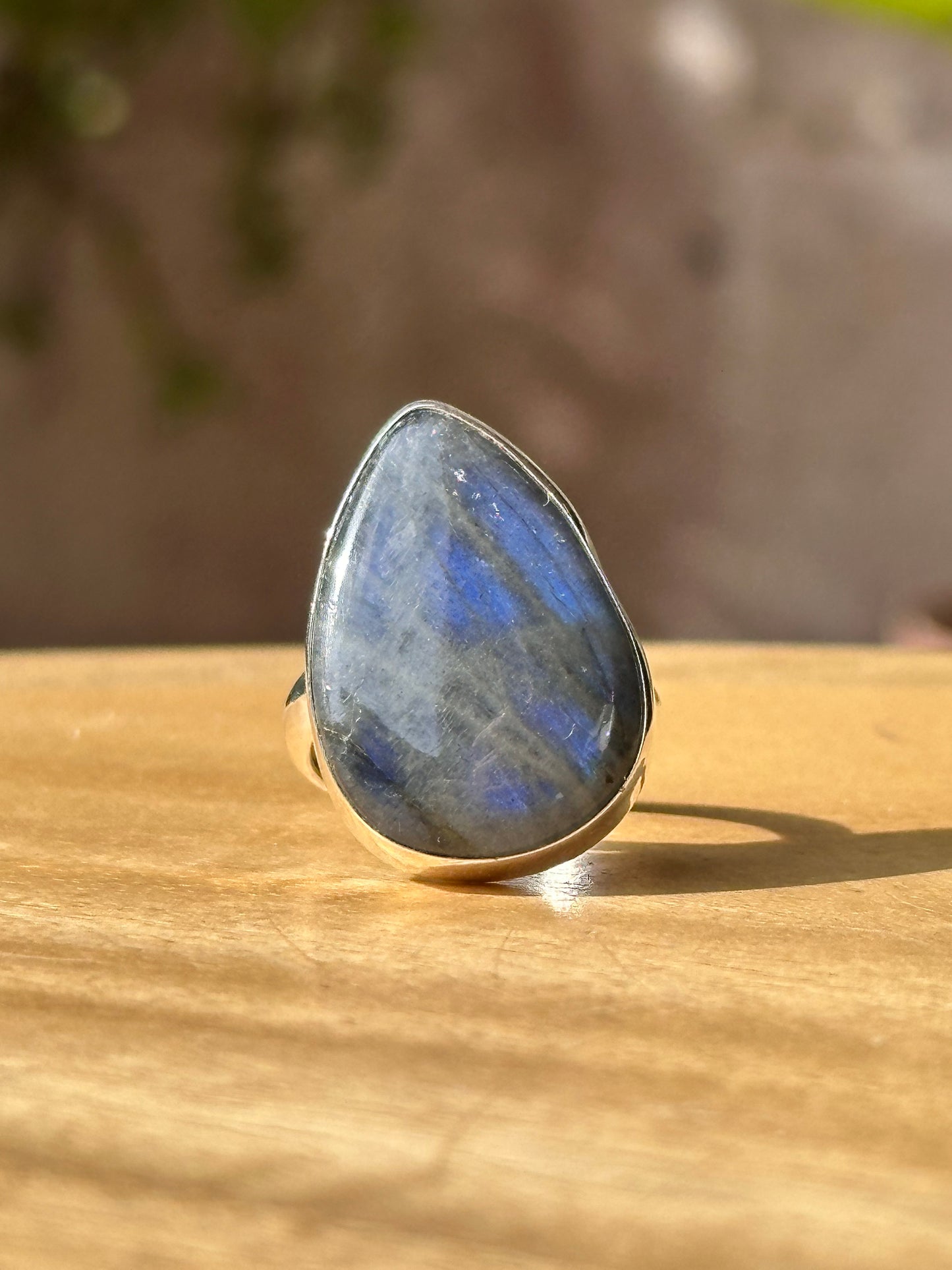 Anillo ajustable de labradorita