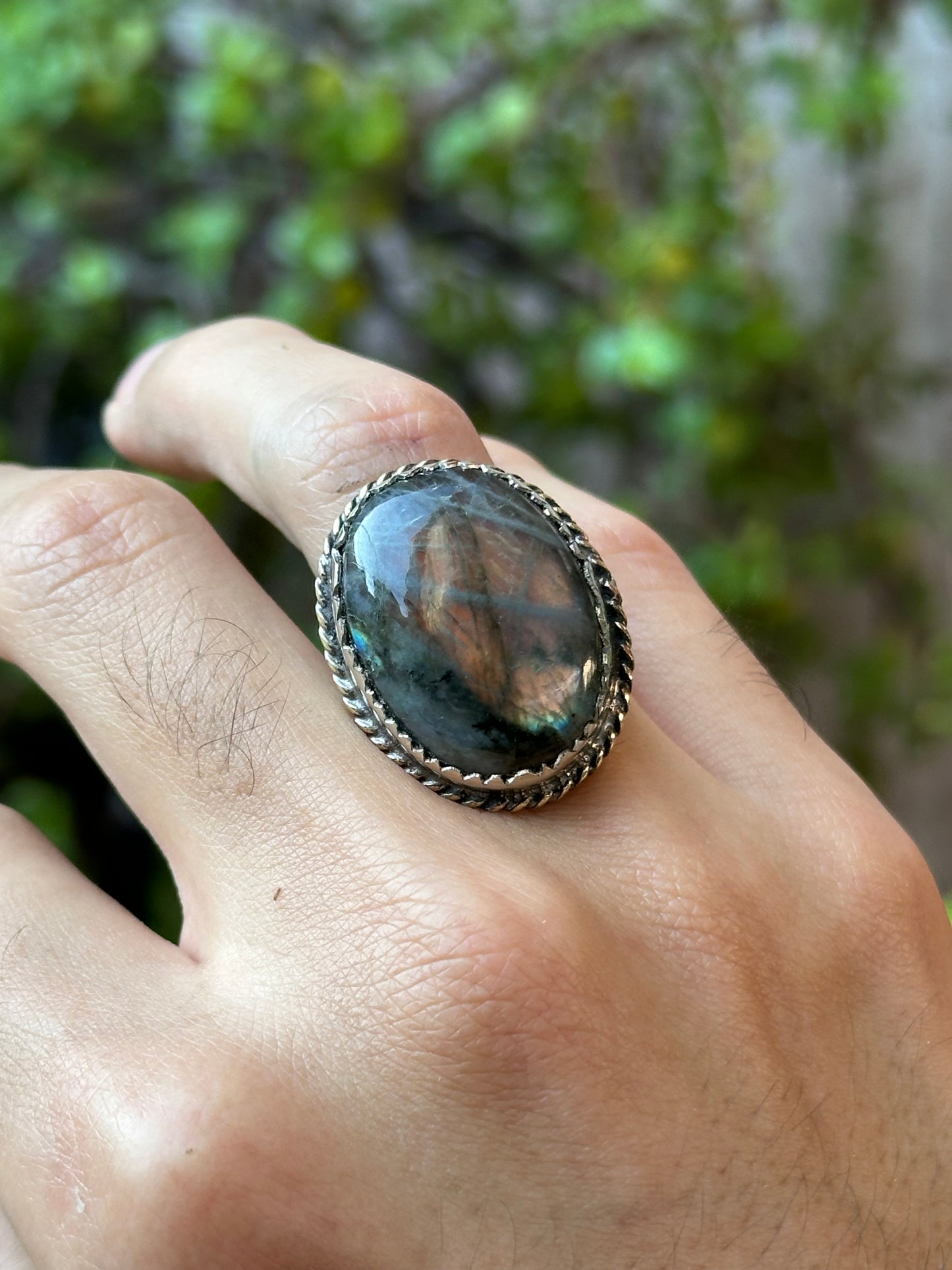 Anillo ajustable de labradorita