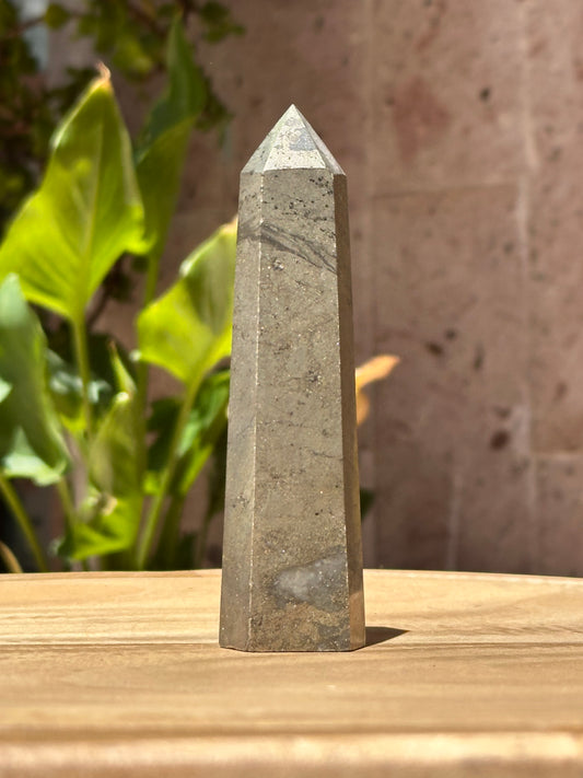 Obelisco de pirita