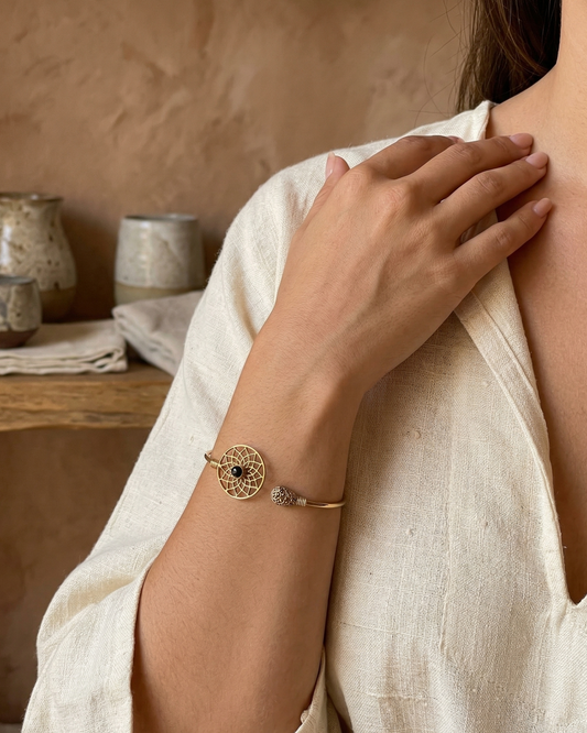Brazalete de Latón con Obsidiana | Protección y Transformación