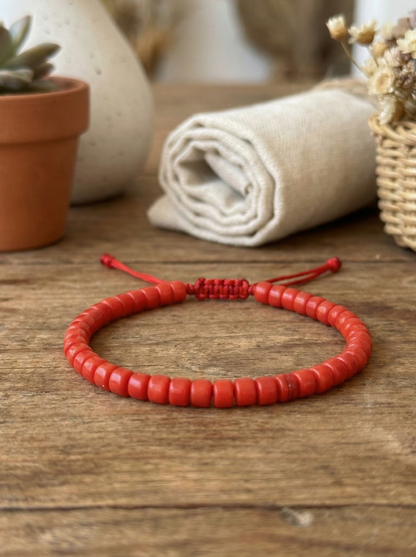 Pulsera de Coral Teñido Rojo