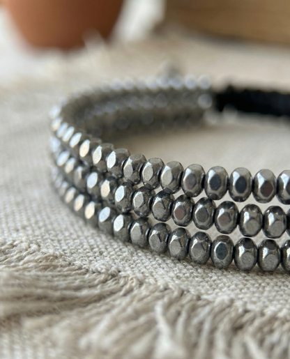 Pulsera ajustable de Hematita Plateada