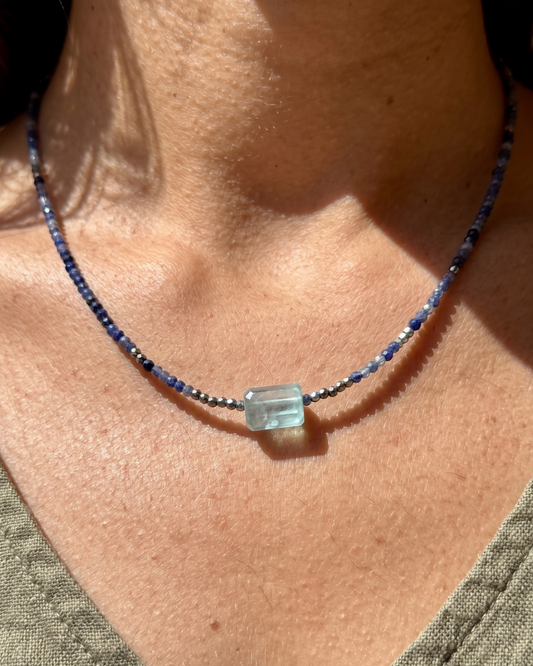 Choker de Sodalita, Hematita Mini y Aguamarina