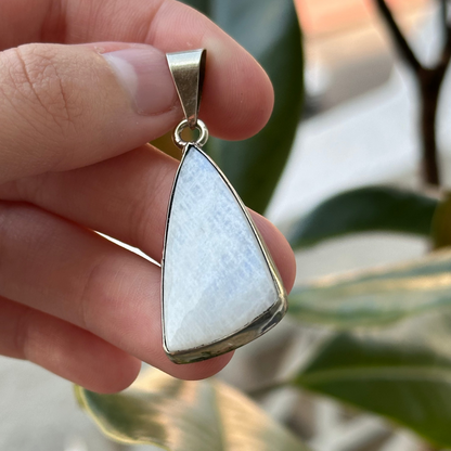 Dije Piedra Luna Natural - Intuición y Equilibrio Emocional