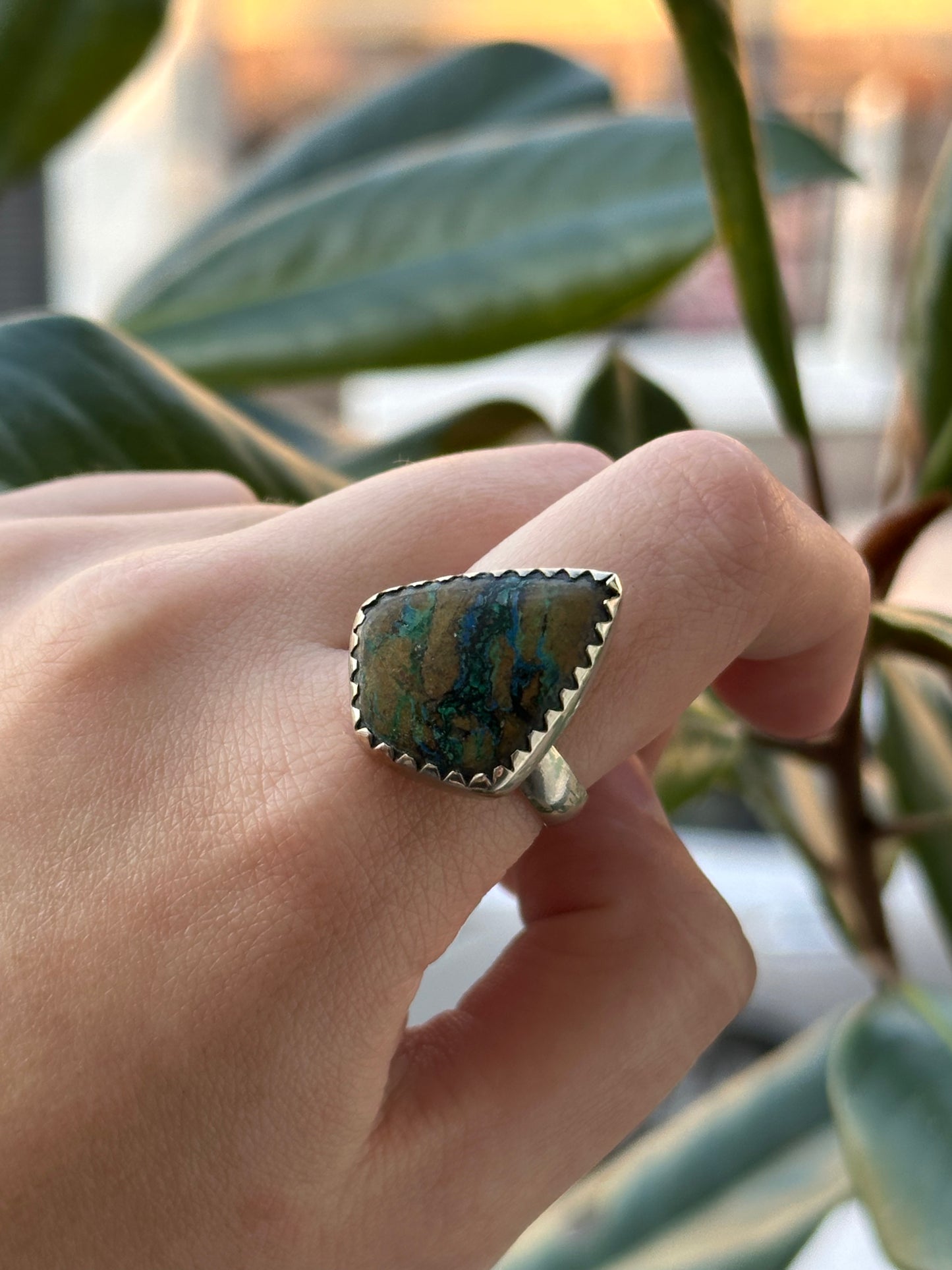Anillo ajustable de Crisocola con Azurita