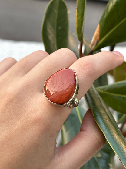 Anillo ajustable de jaspe rojo