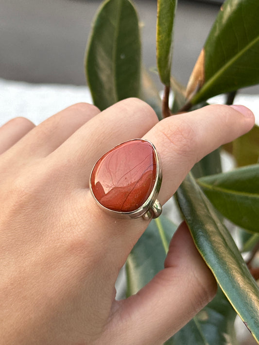Anillo ajustable de jaspe rojo