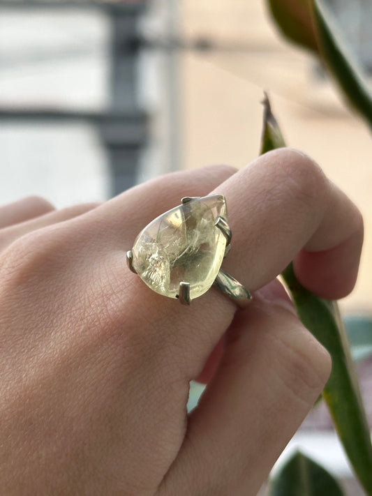 Anillo ajustable de Cuarzo Limón