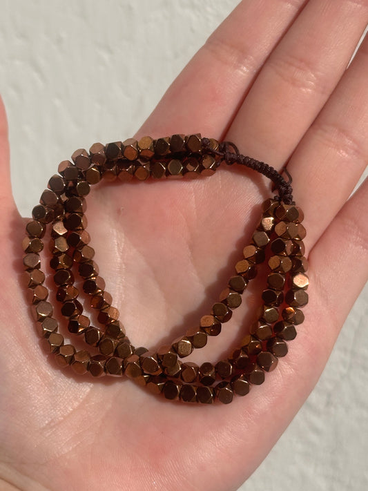 Pulsera ajustable de Hematita color Cobre