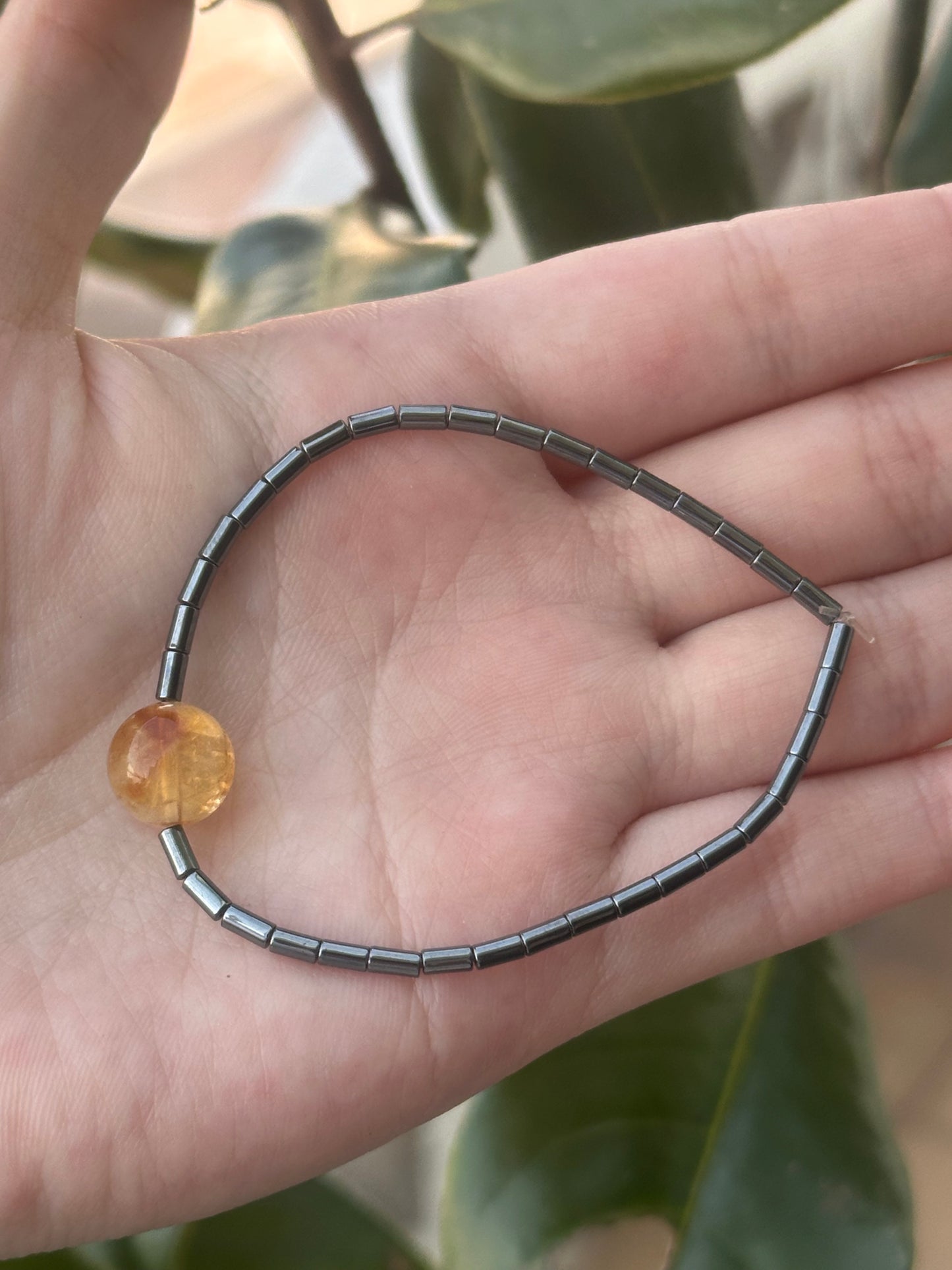 Pulsera Hematita con Cuarzos Naturales