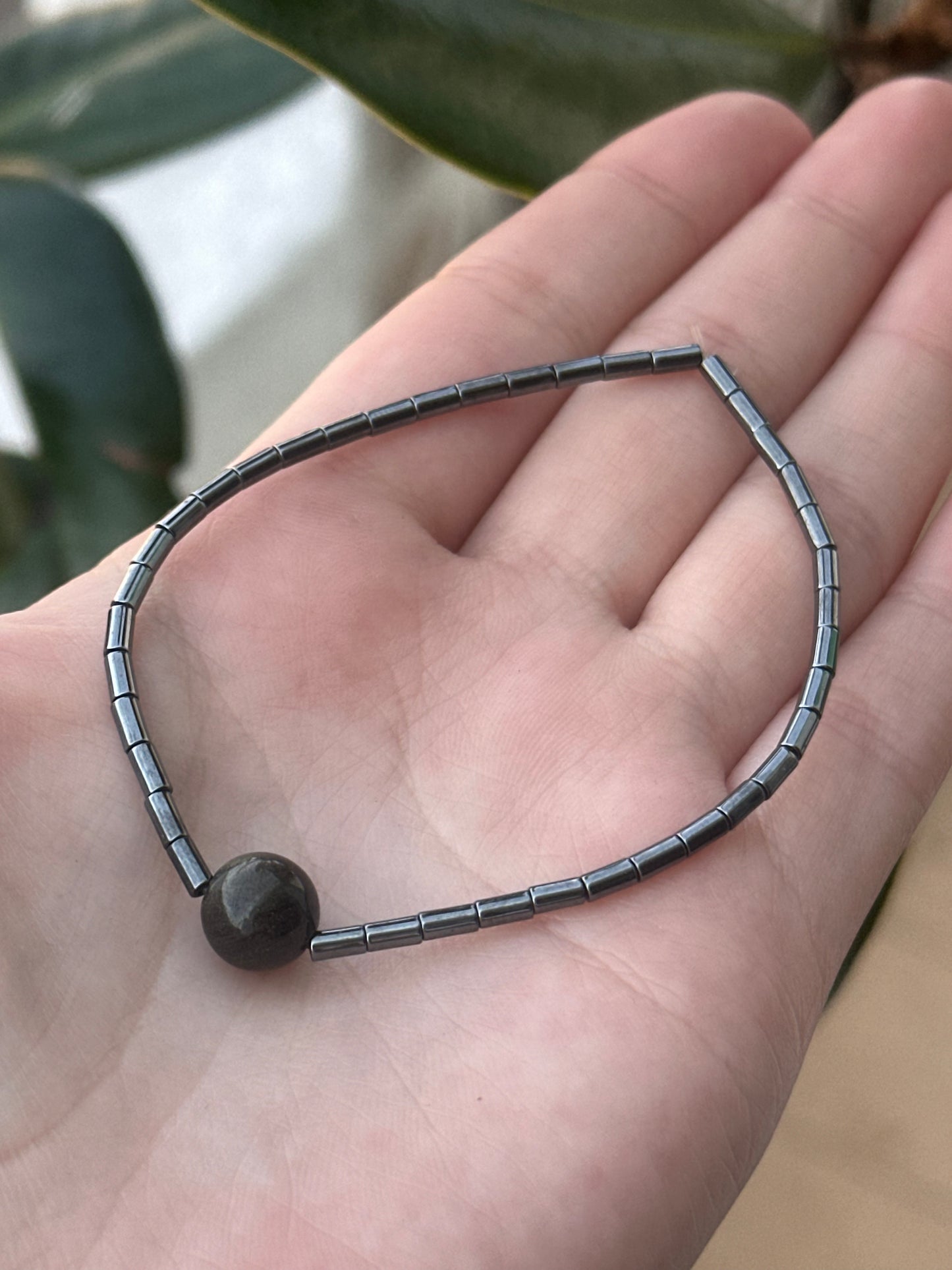 Pulsera Hematita con Cuarzos Naturales